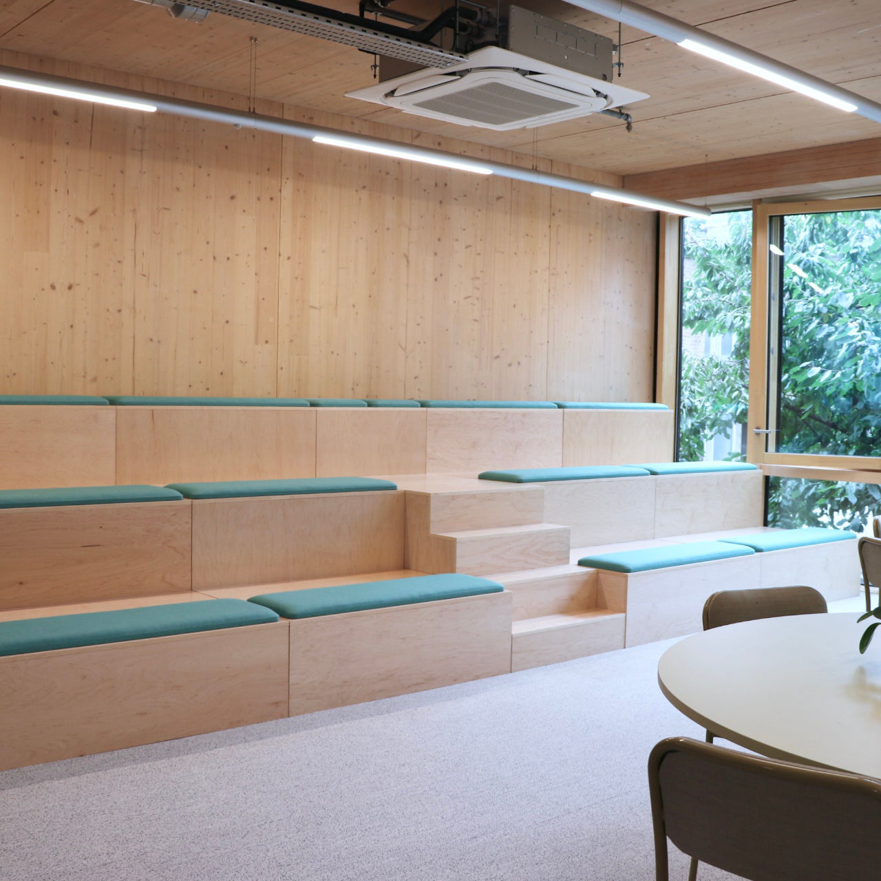 Bleachers Seating Unit - Basecamp TS01